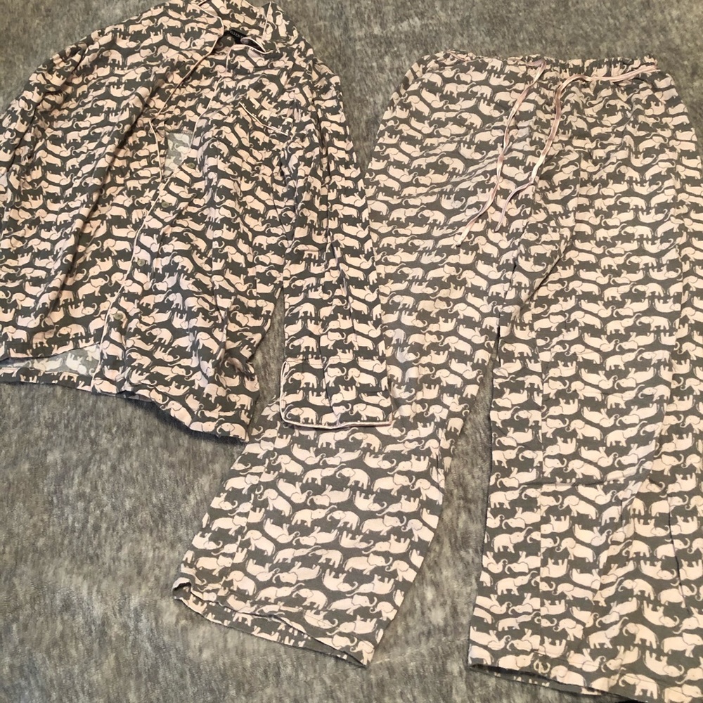 Ellen Tracy PJ SET